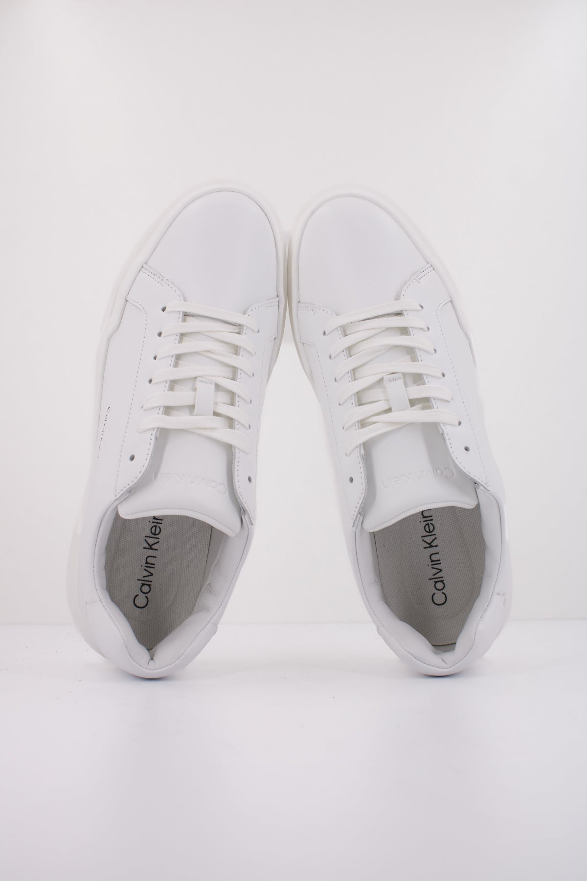 CALVIN KLEIN CHUNKY CUPSOLE LACEU en color WHITE  (3)