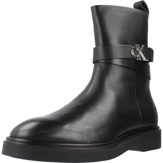 CALVIN KLEIN ANKLE BOOT W/ METAL  en color BLACK  (1)