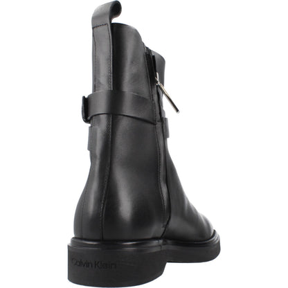 CALVIN KLEIN ANKLE BOOT W/ METAL  en color BLACK  (3)