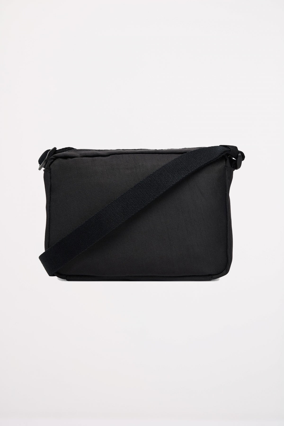 CALVIN KLEIN LVDG en color BLACK  (2)