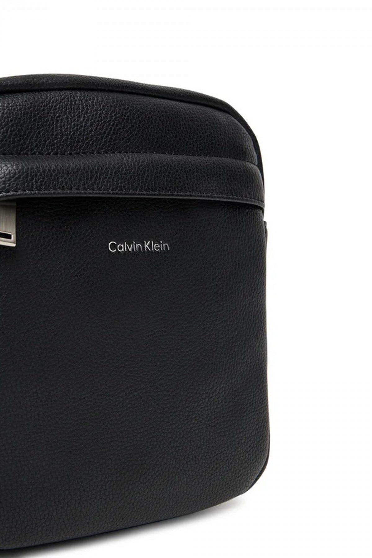 CALVIN KLEIN RAISED REPORTER en color BLACK  (4)