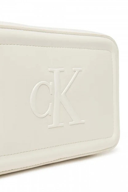 CALVIN KLEIN RAISED CK CAMERA BAG en color WHITE  (3)