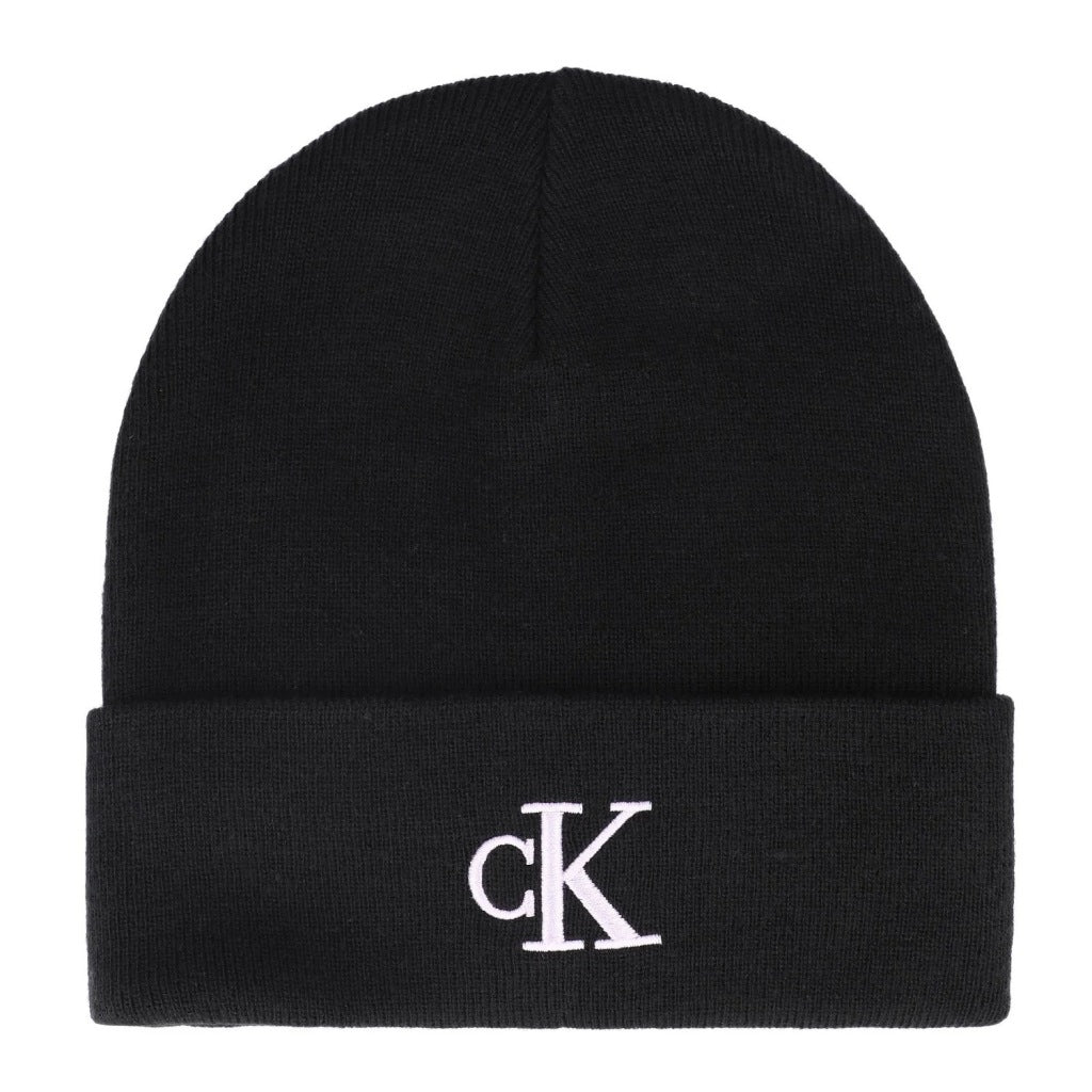 CALVIN KLEIN CK FINE RIB BEANIE en color BLACK  (4)