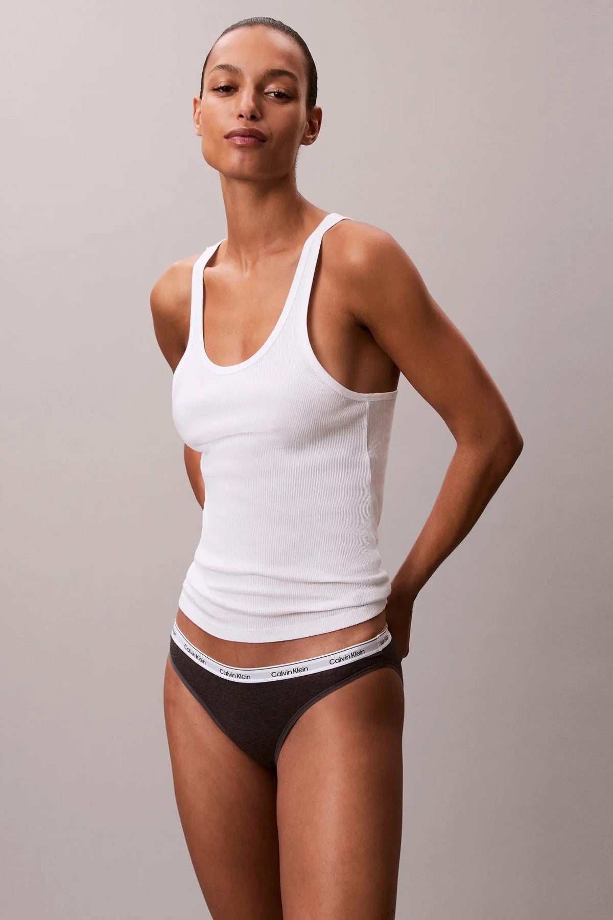 CALVIN KLEIN QDE en color X  (2)