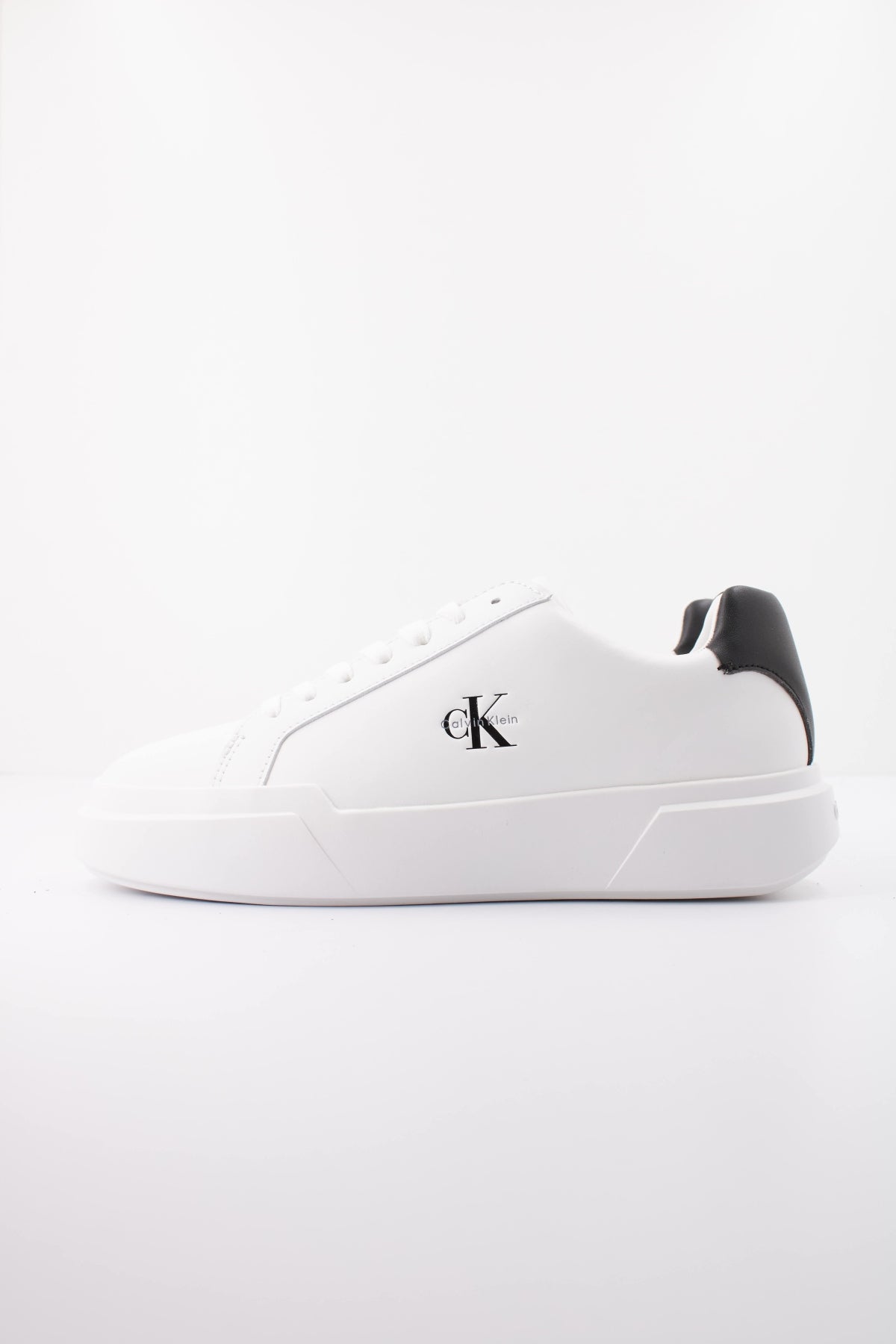 CALVIN KLEIN CHUNKY CUPSOLE LACEU en color X  (1)