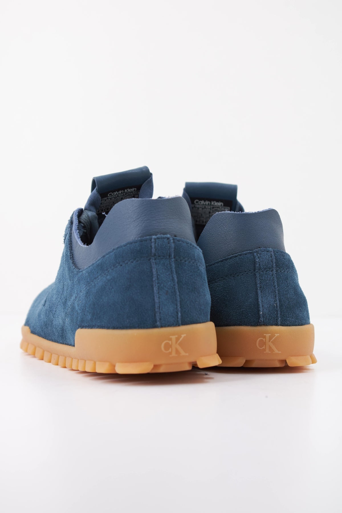 CALVIN KLEIN LOW PROFILE RUN MG en color CJY  (4)