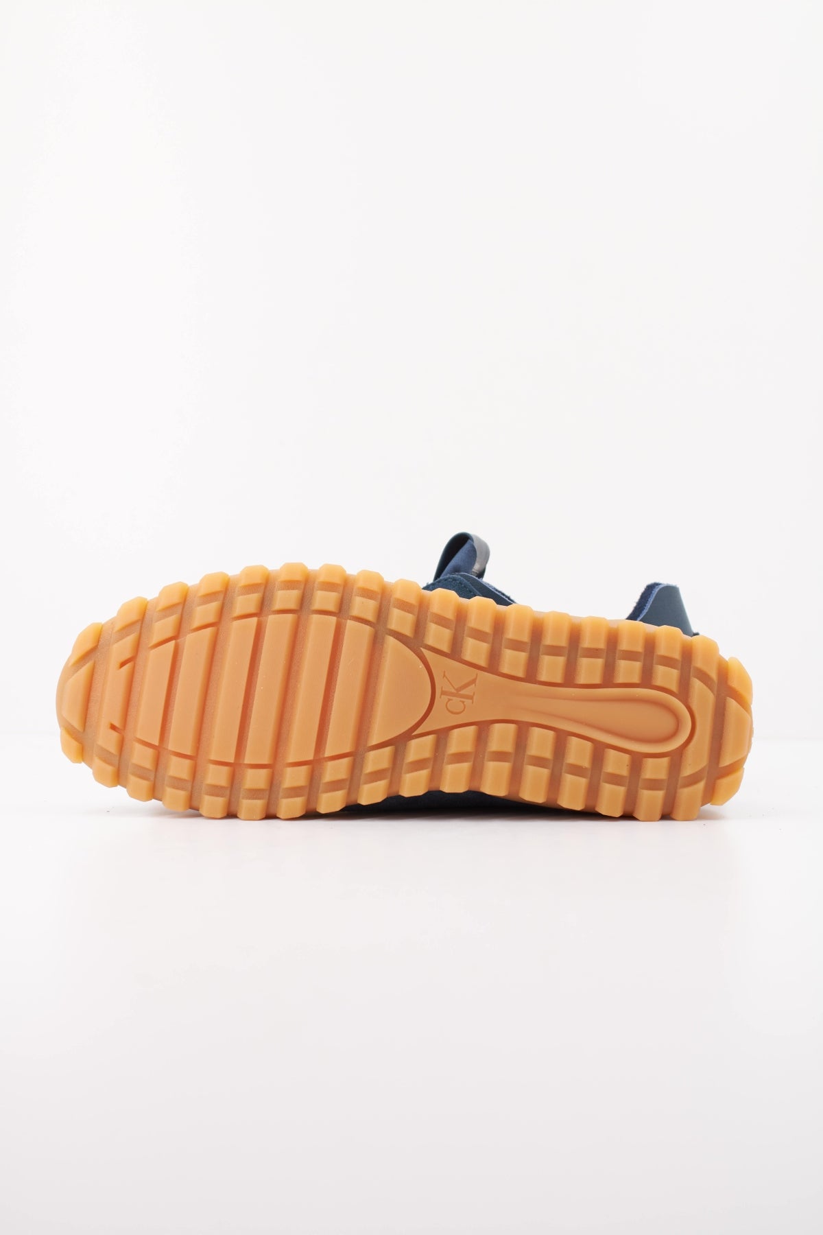 CALVIN KLEIN LOW PROFILE RUN MG en color CJY  (5)