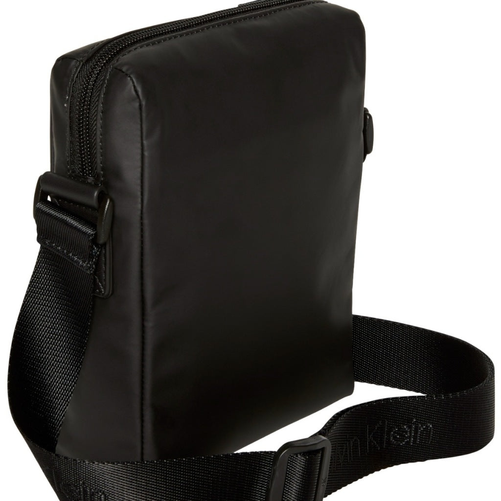 CALVIN KLEIN LVDG RUBBERIZE en color UB  (5)