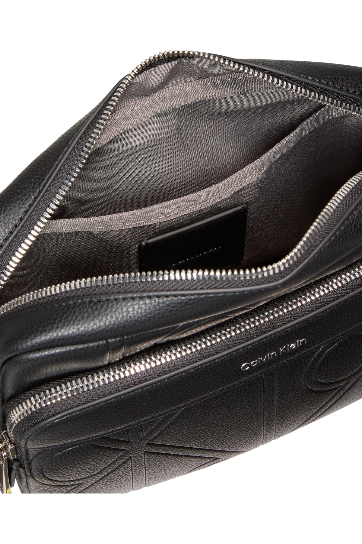 CALVIN KLEIN LVDG EMBLEM EM en color UB  (2)