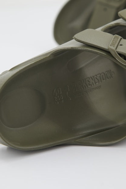 BIRKENSTOCK ARIZONA EVA en color KHAKI  (2)