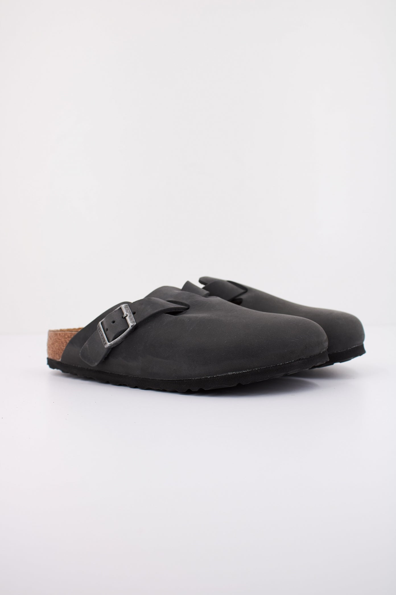 BIRKENSTOCK BOSTON  en color BLACK  (2)