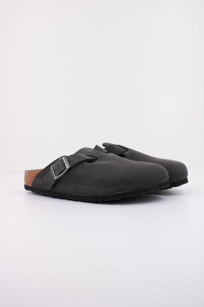 BIRKENSTOCK BOSTON  en color BLACK  (2)