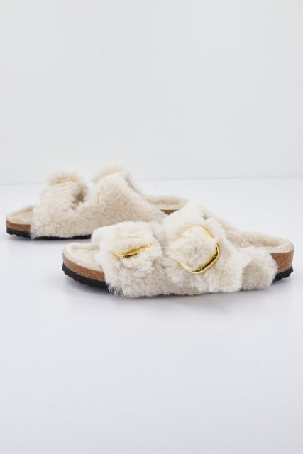 BIRKENSTOCK ARIZONA en color EGGSHELL  (2)