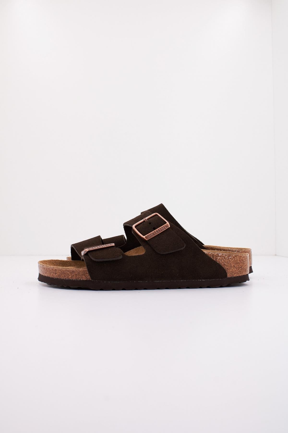 BIRKENSTOCK ARIZONA SUEDE LEATHE en color MOCHA  (1)
