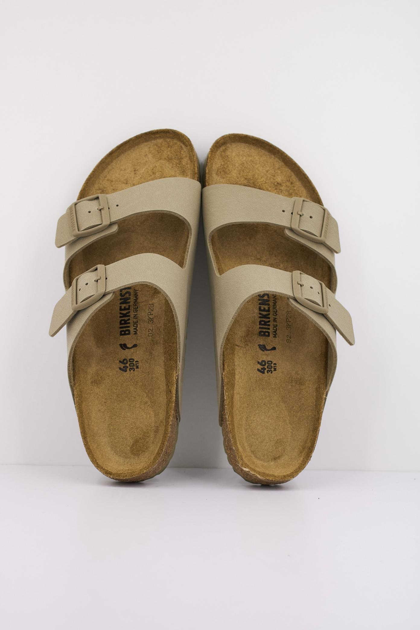 BIRKENSTOCK ARIZONA BS en color FDDKHK  (3)