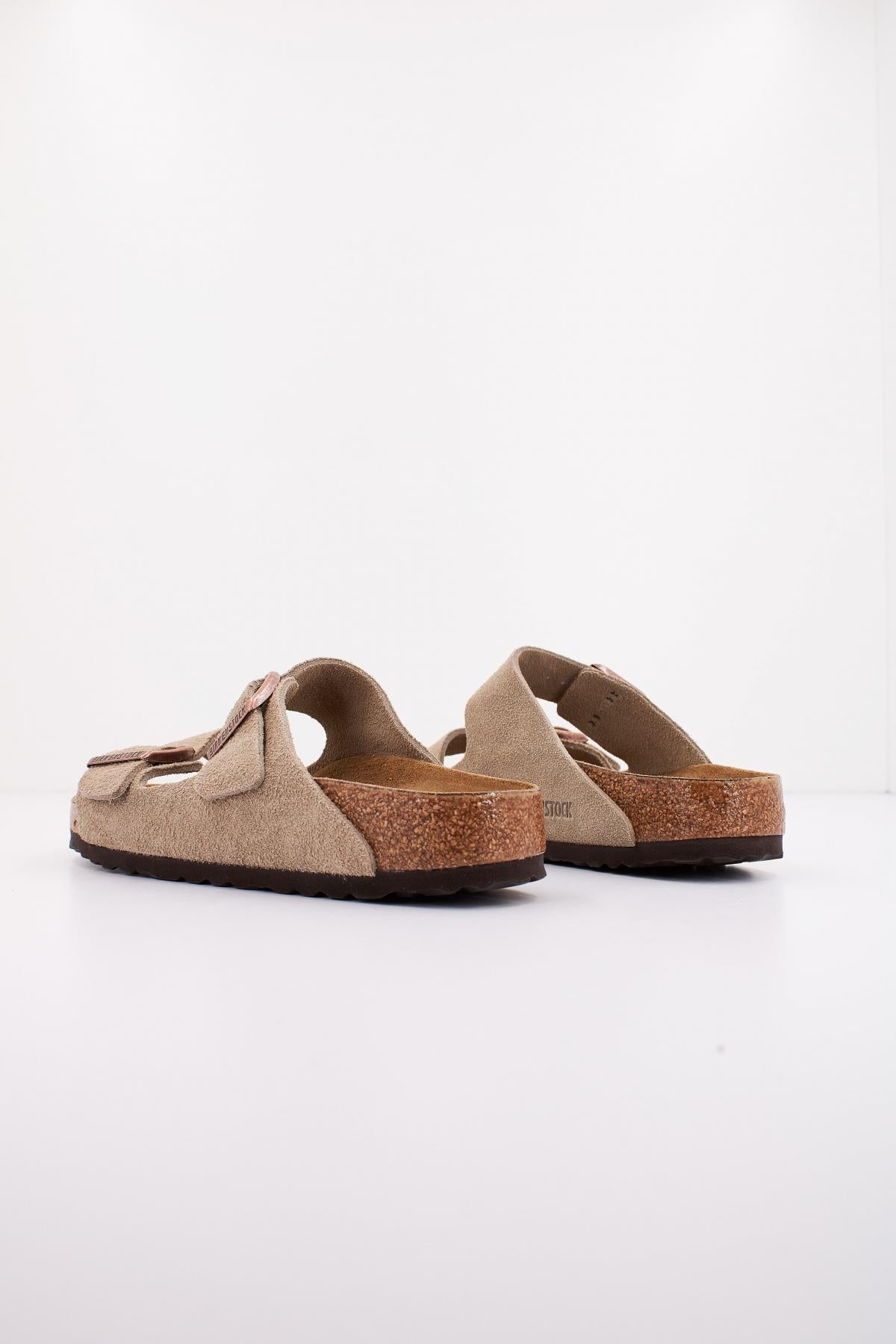 BIRKENSTOCK ARIZONA SUEDE LEATHE en color TAUPE  (3)