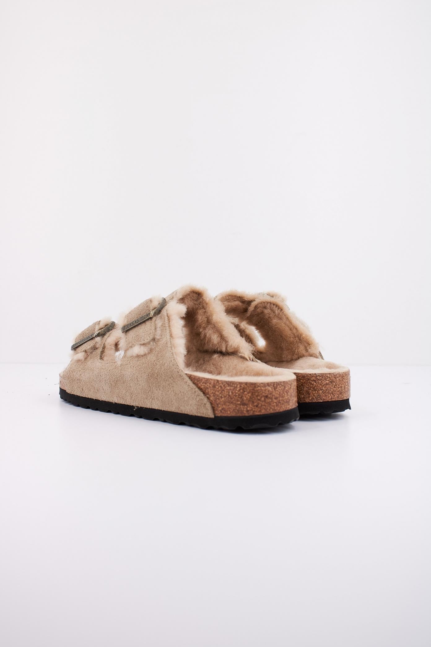 BIRKENSTOCK ARIZONA en color TAUPE  (4)