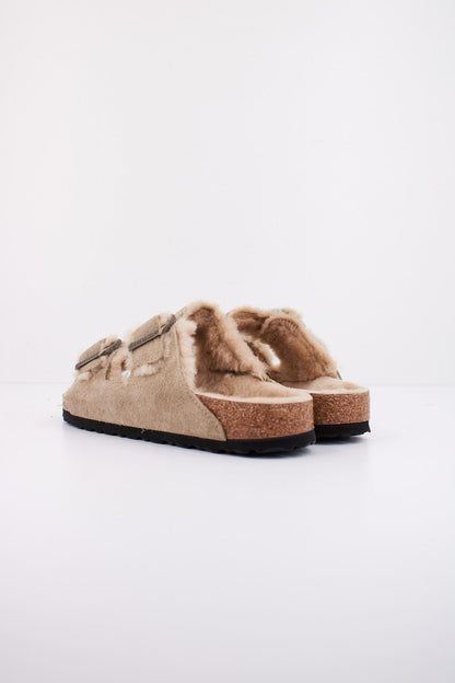 BIRKENSTOCK ARIZONA en color TAUPE  (4)