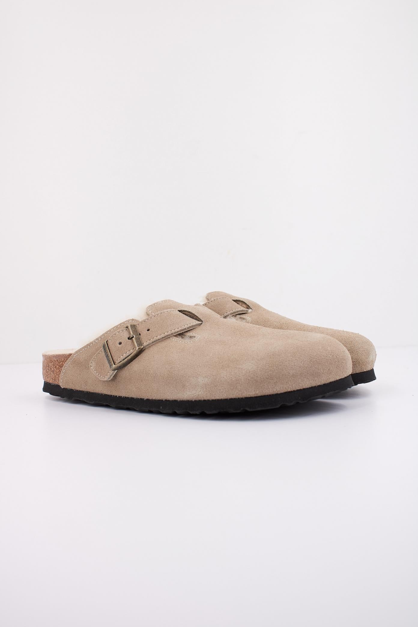 BIRKENSTOCK BOSTON VL/ SHEARLING en color TAUPE  (2)