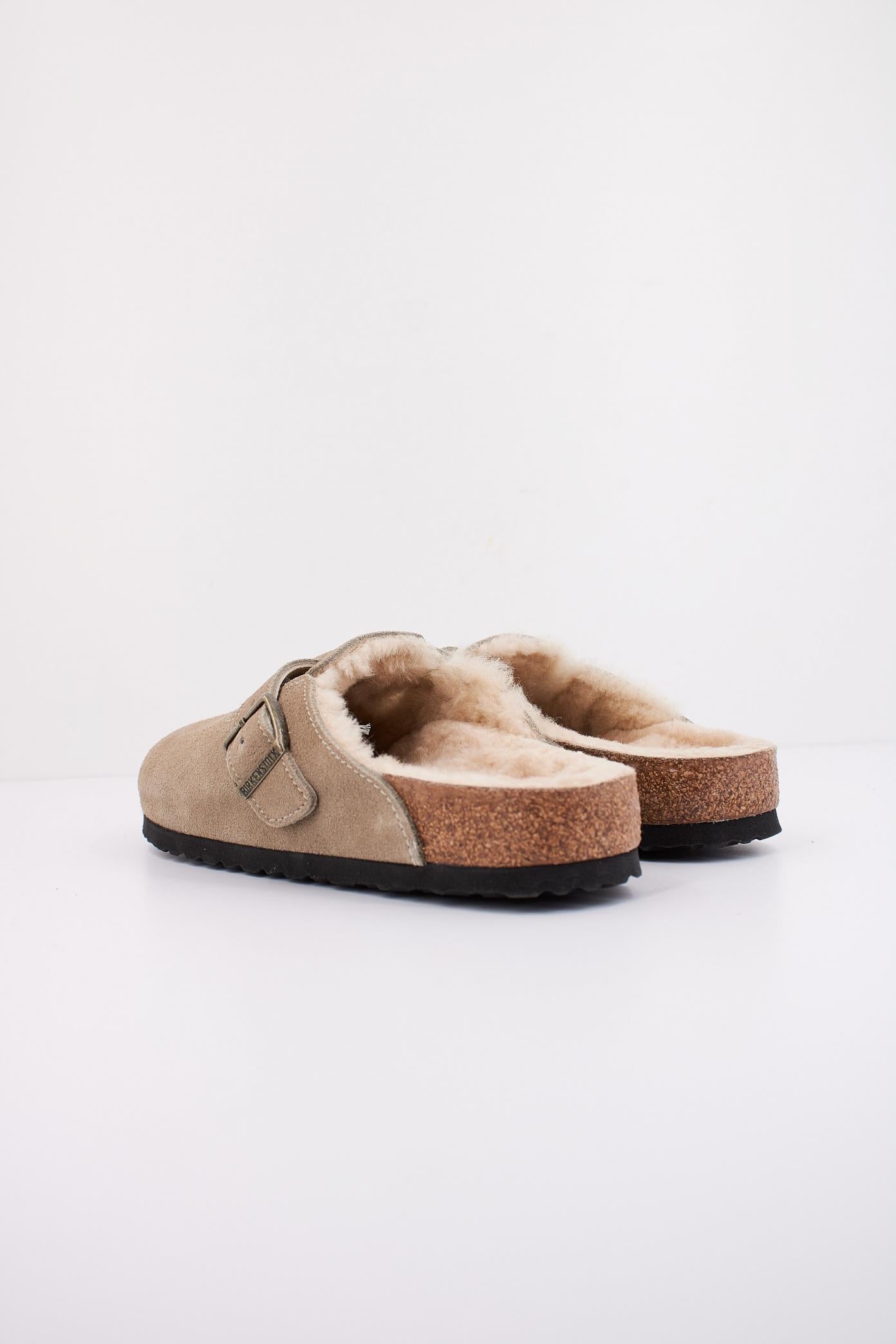 BIRKENSTOCK BOSTON VL/ SHEARLING en color TAUPE  (4)