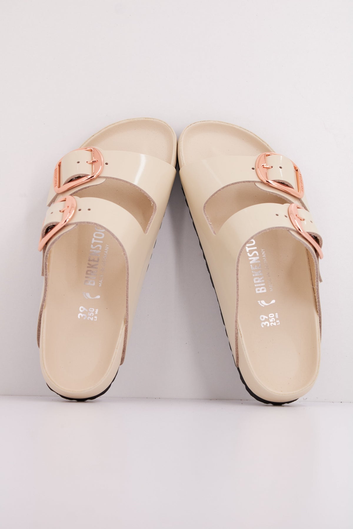 BIRKENSTOCK ARIZONA BIG BUCKLE en color ECRU  (3)