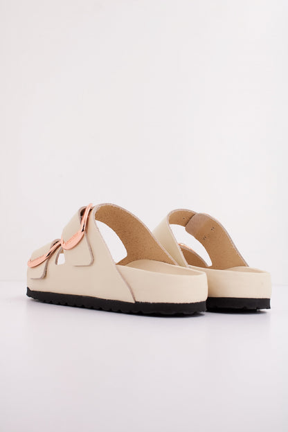 BIRKENSTOCK ARIZONA BIG BUCKLE en color ECRU  (4)