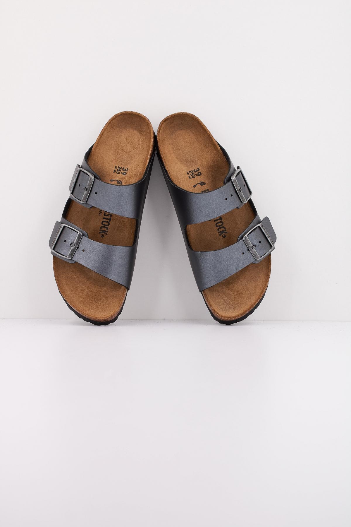 BIRKENSTOCK BF METALLIC en color BLACK  (3)
