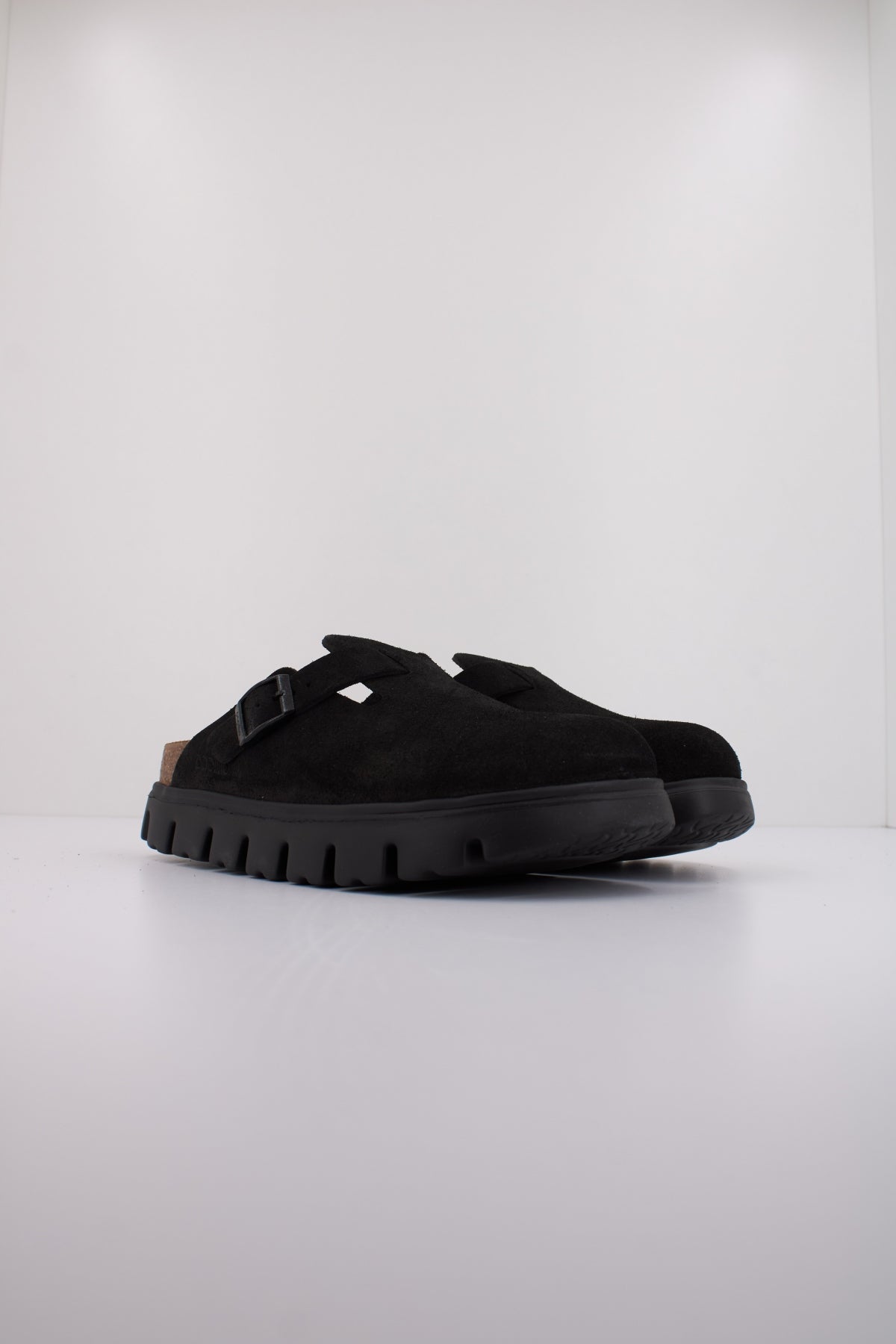 BIRKENSTOCK BOSTON PAP CHUNKY en color BLACK  (2)
