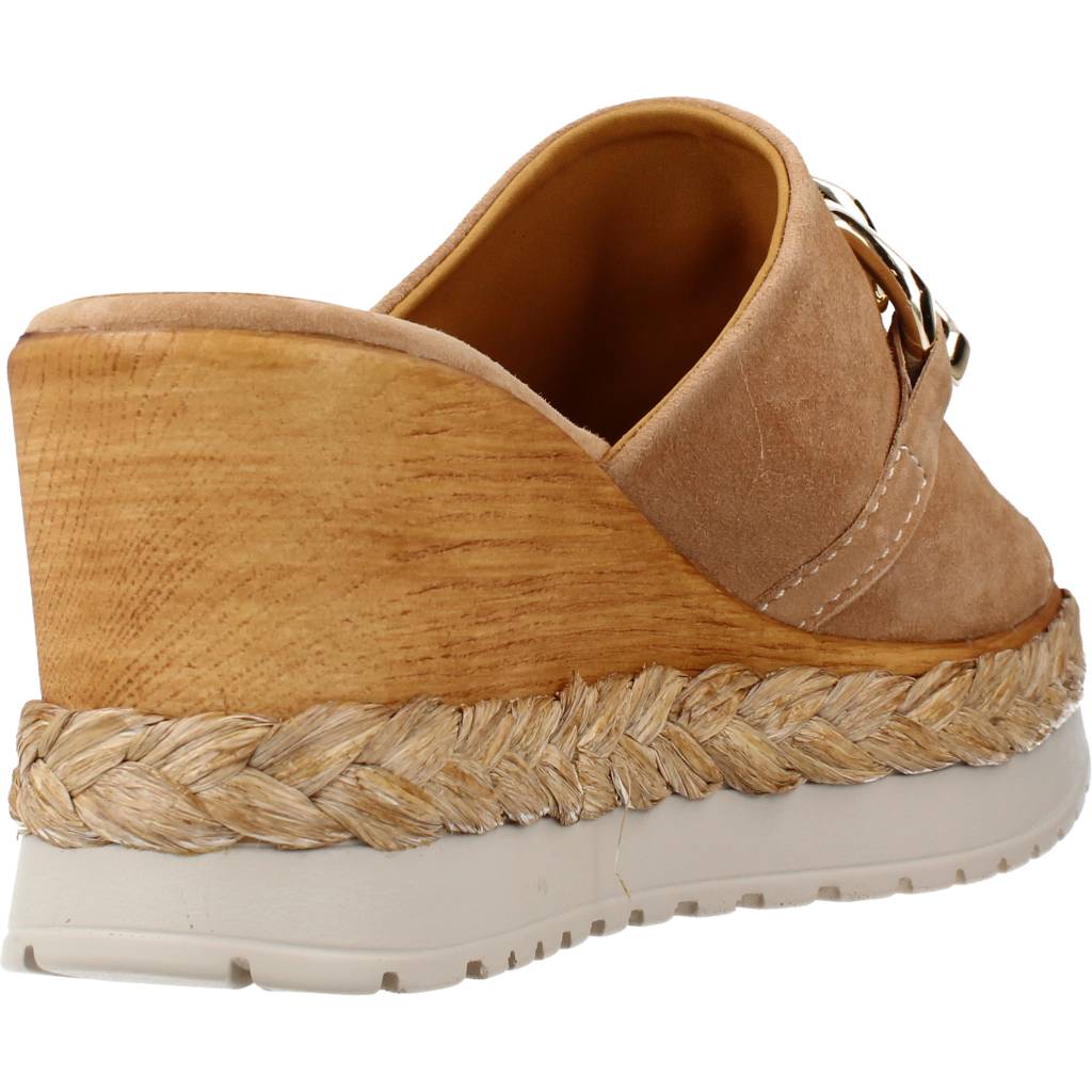 ALPE  en color CUERO  (3)