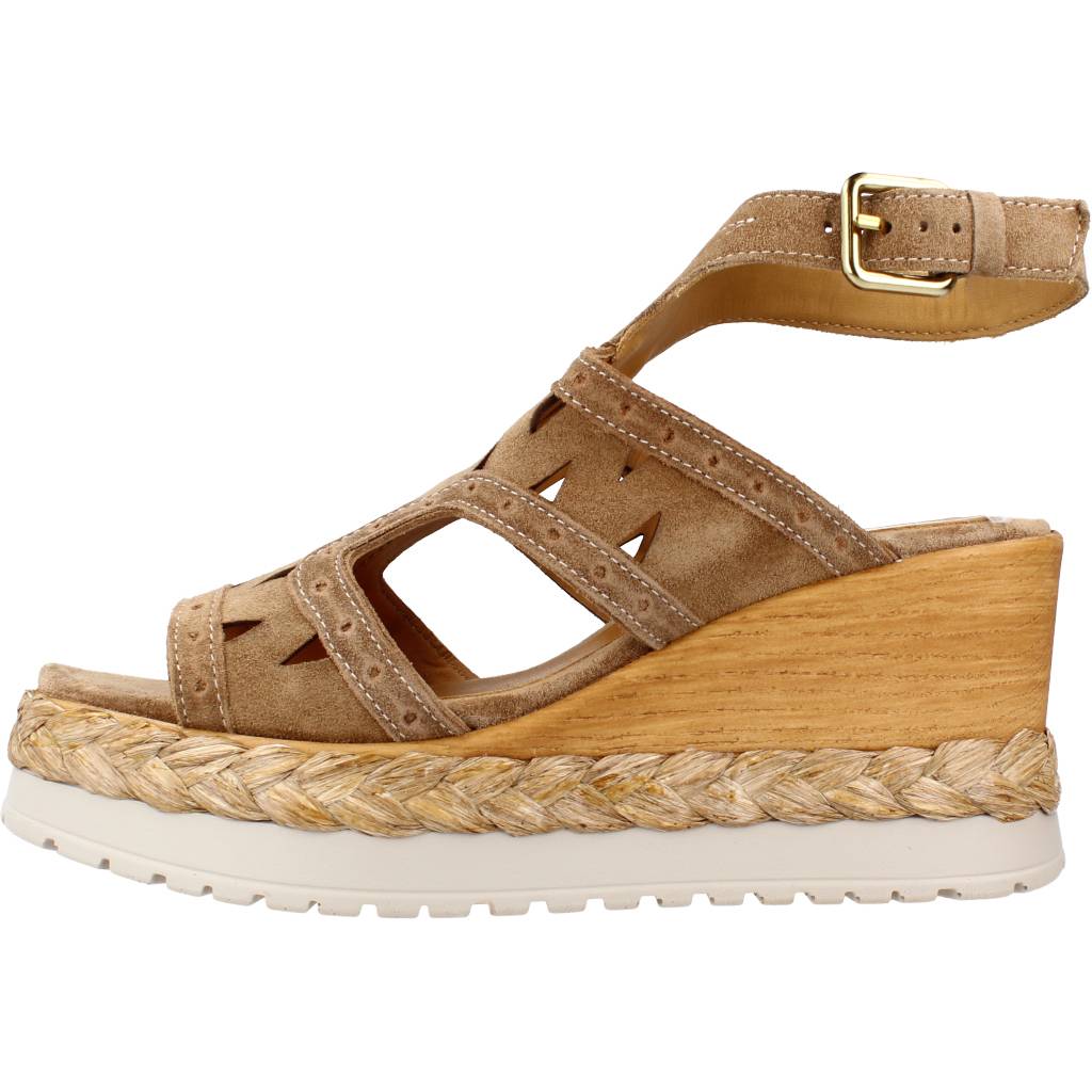 ALPE   en color CUERO  (2)