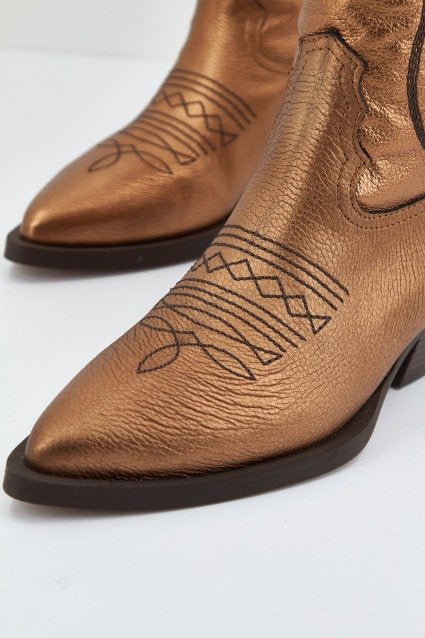 ALPE WESTERN  en color BRONZO  (4)