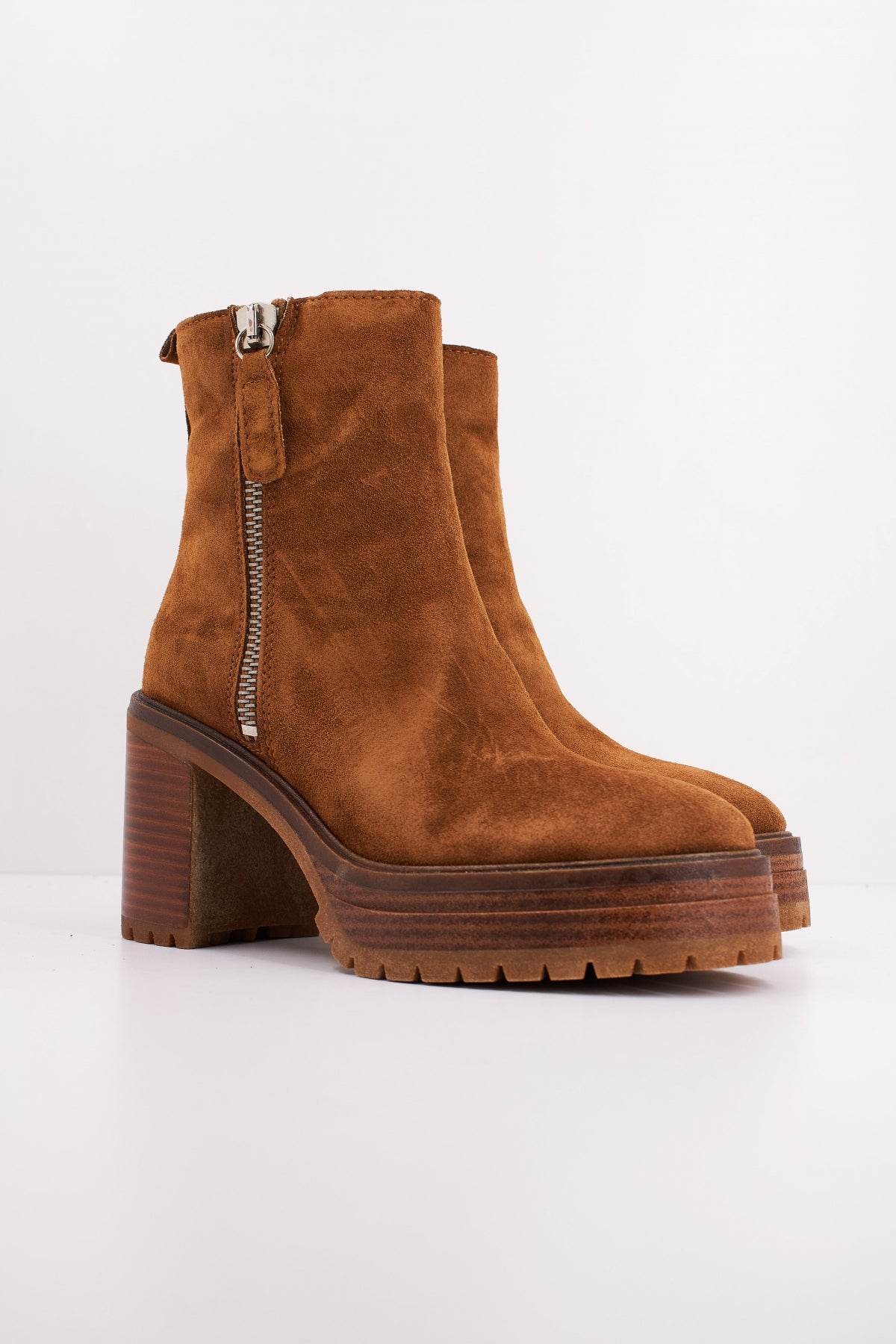 ALPE    en color CUERO  (2)