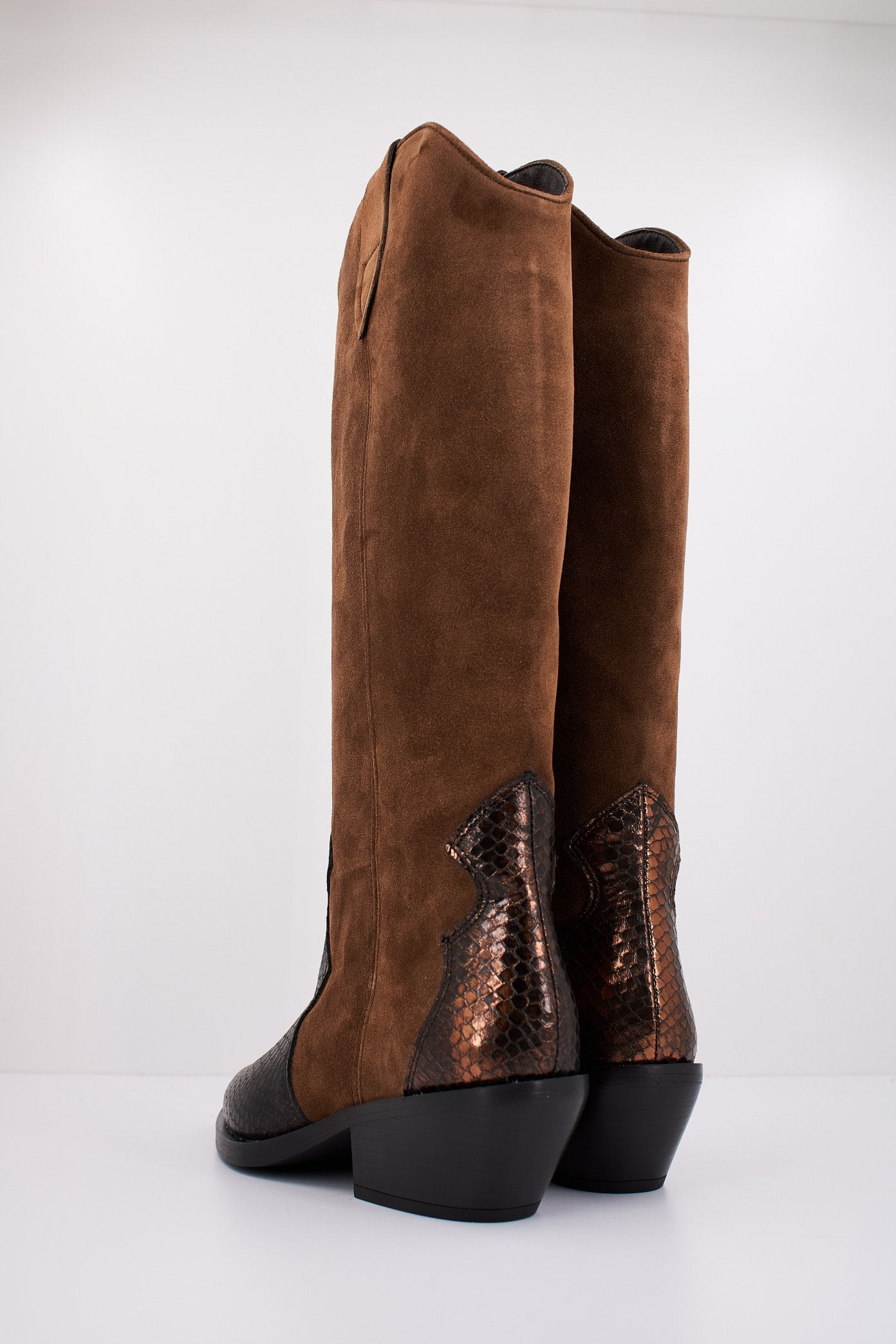 ALPE HOLLY en color BRONZO  (4)