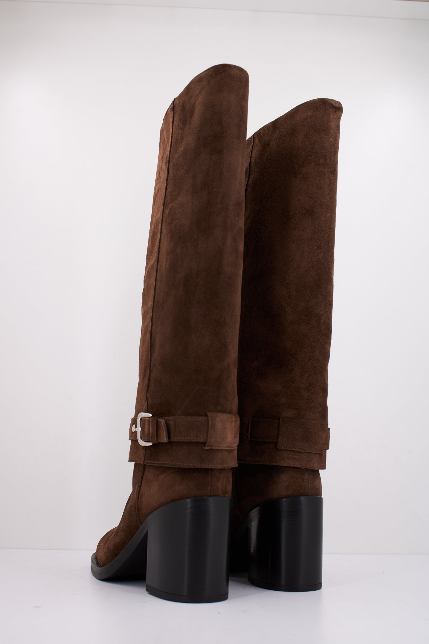 ALPE SELENA en color MUSTNG  (4)