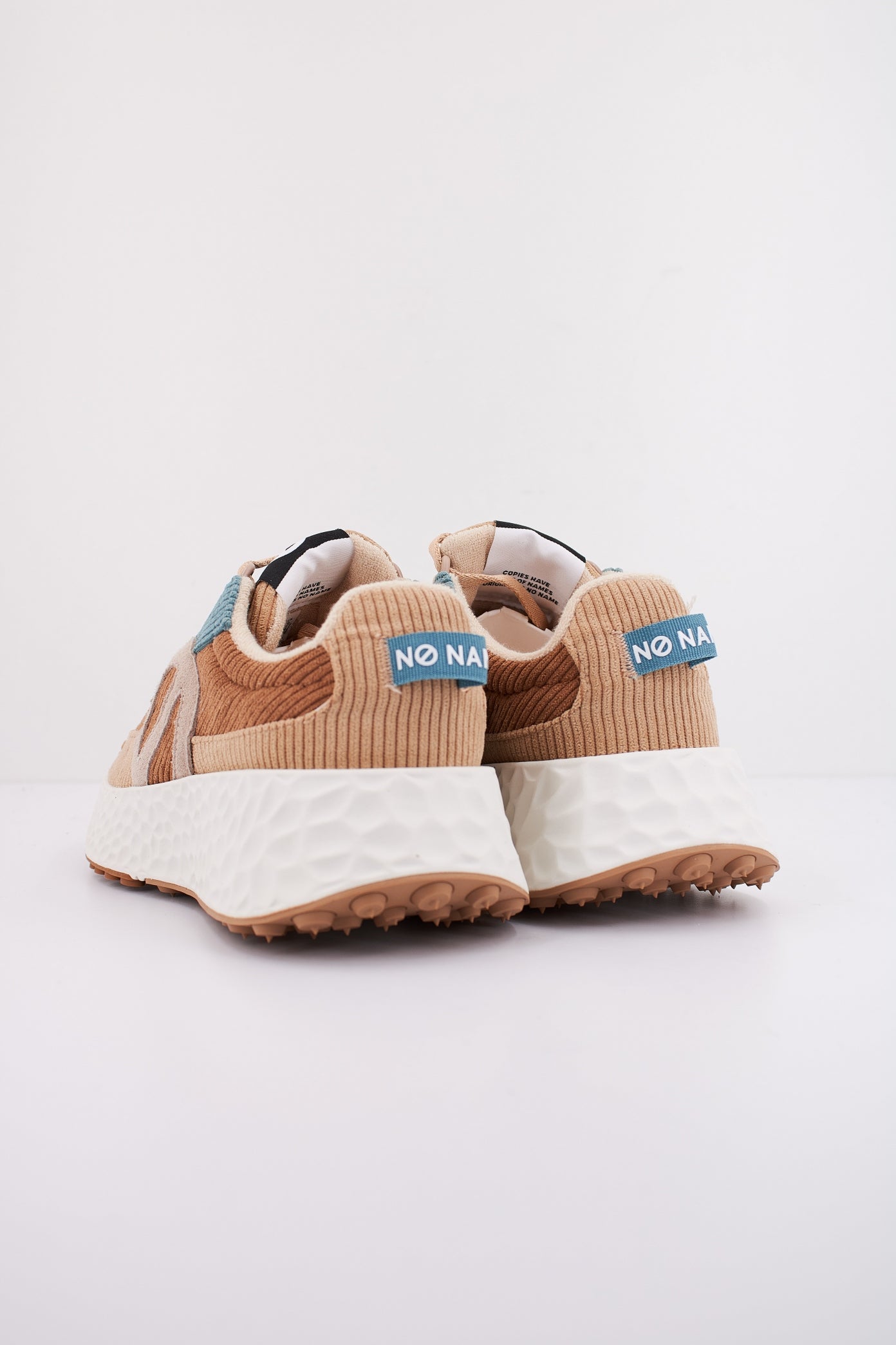 NO NAME CARTER RUNNER DADDY en color CREMA  (4)
