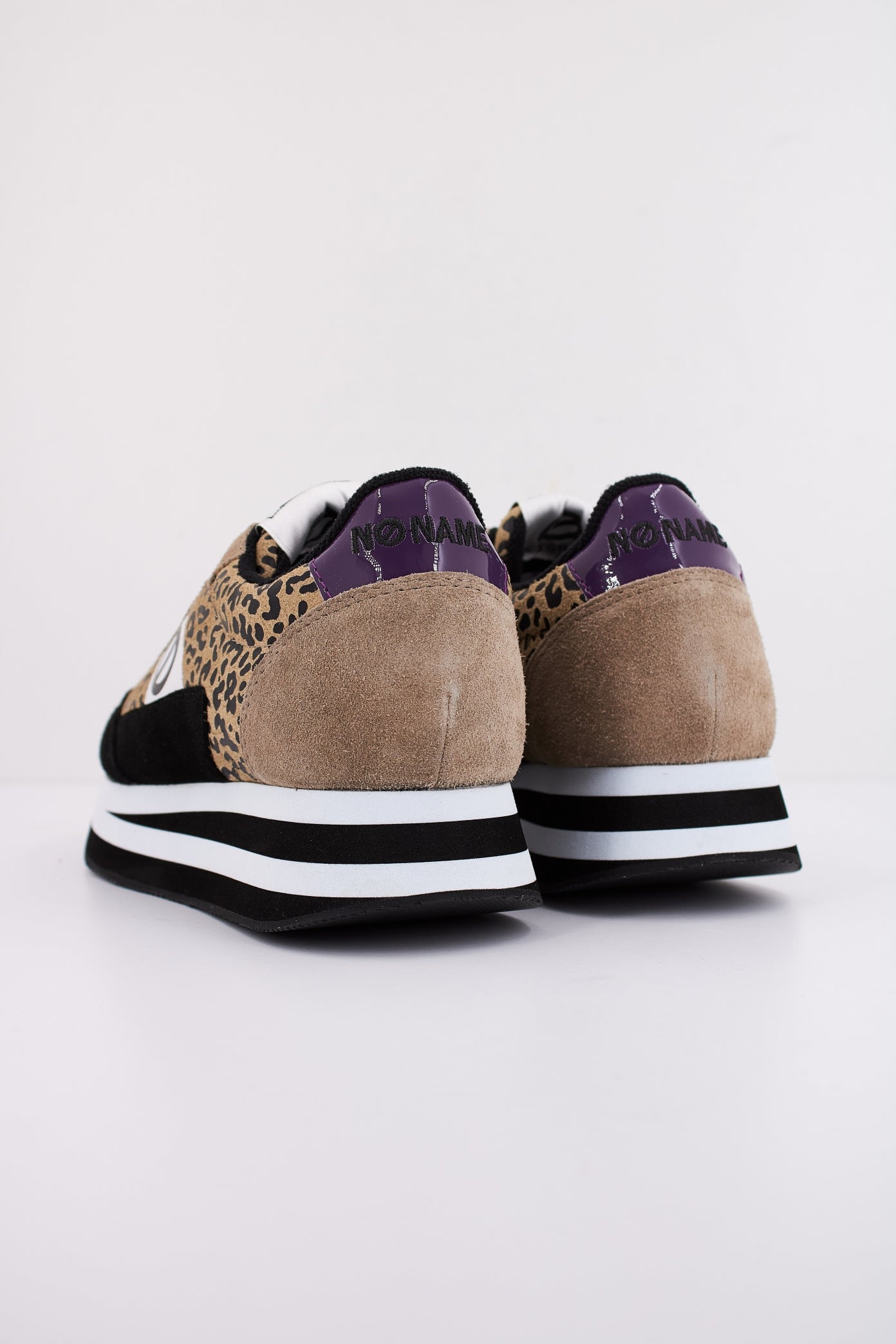 NO NAME M JOGGER en color NEGRO  (4)