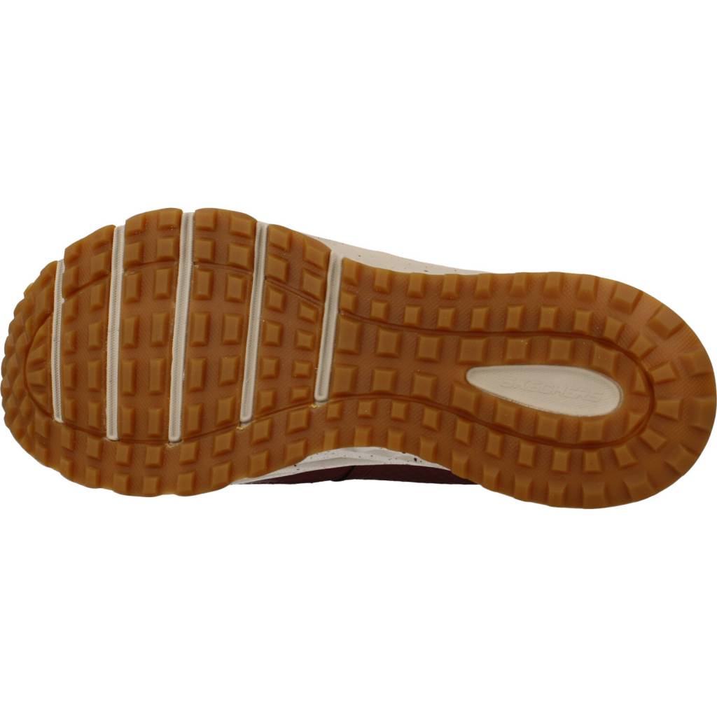 SKECHERS ESCAPE PLAN en color MVE  (6)