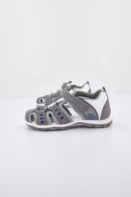 CHICCO  CONRAD en color   (2)