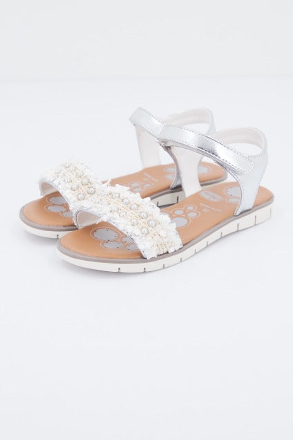 CHICCO CAYLA en color   (1)