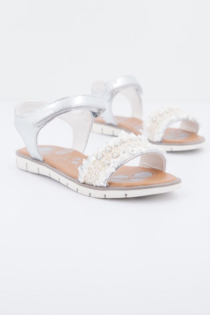 CHICCO CAYLA en color   (2)