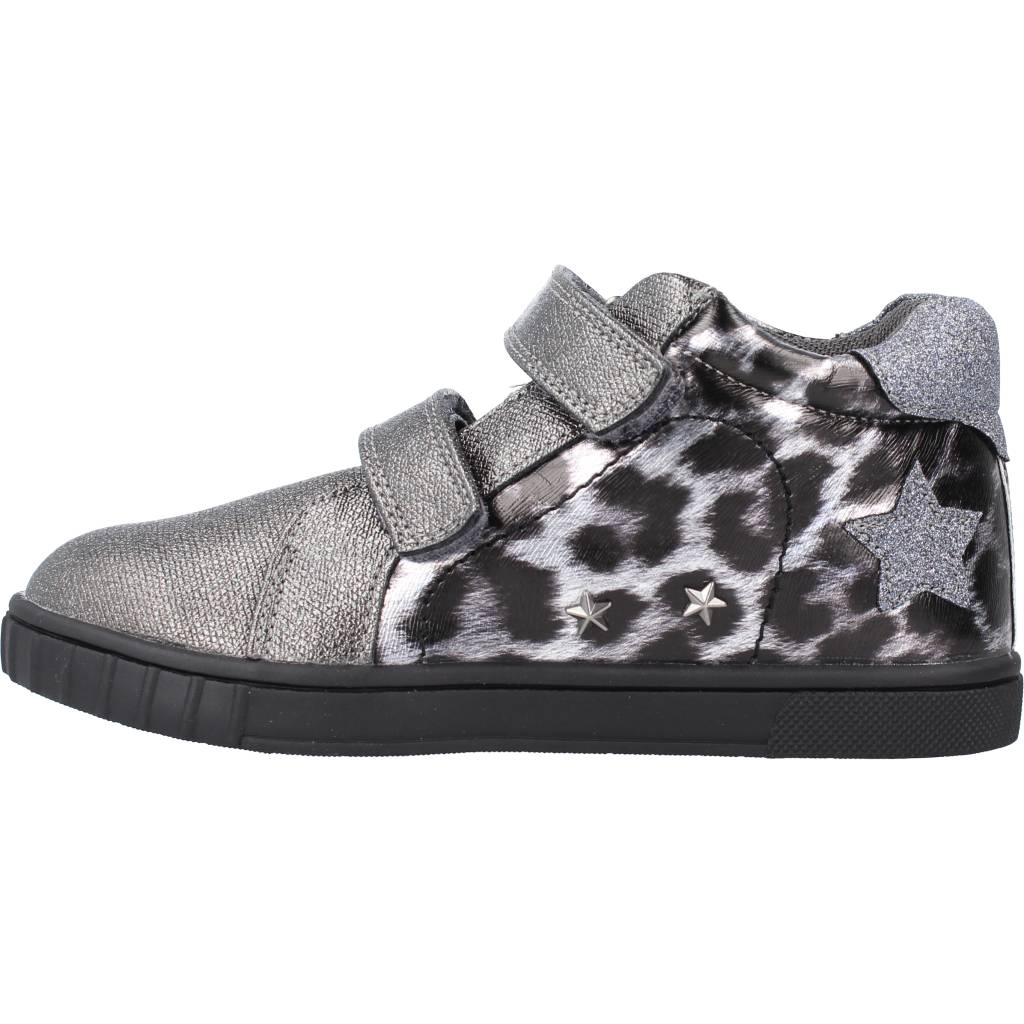 CHICCO CATRINA en color   (2)