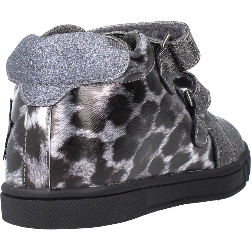 CHICCO CATRINA en color   (3)