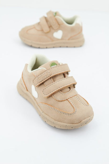 CHICCO GUNILLA en color   (1)