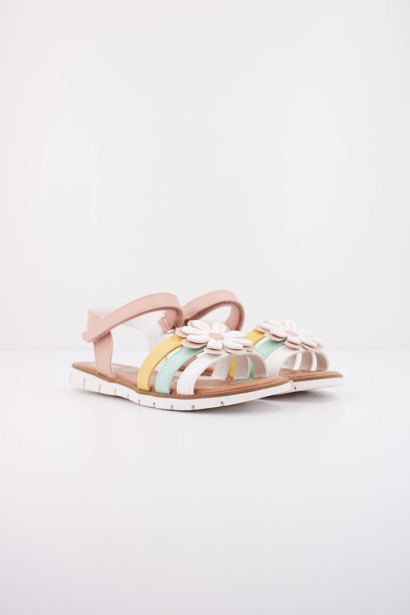 CHICCO CALISA en color   (2)