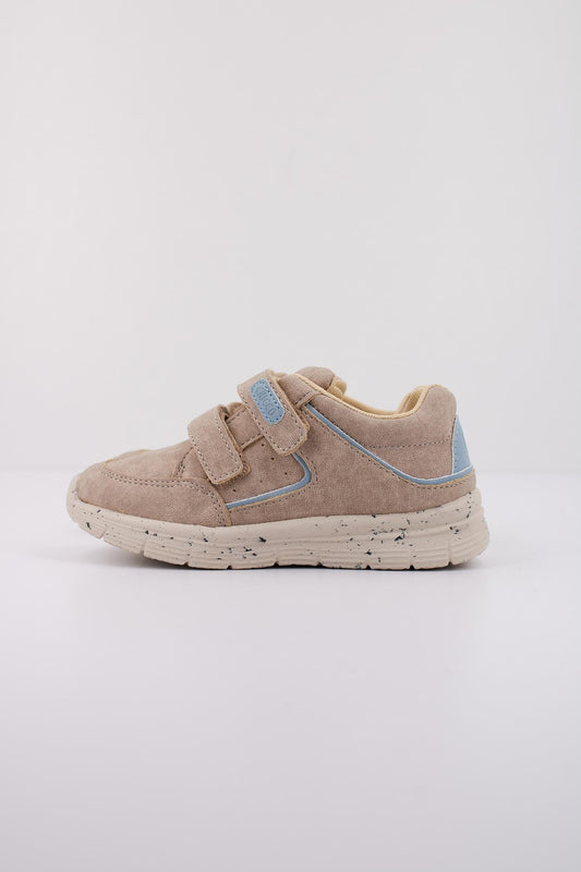 CHICCO CASTER en color   (1)