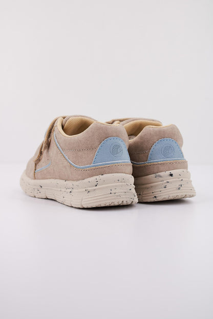 CHICCO CASTER en color   (4)