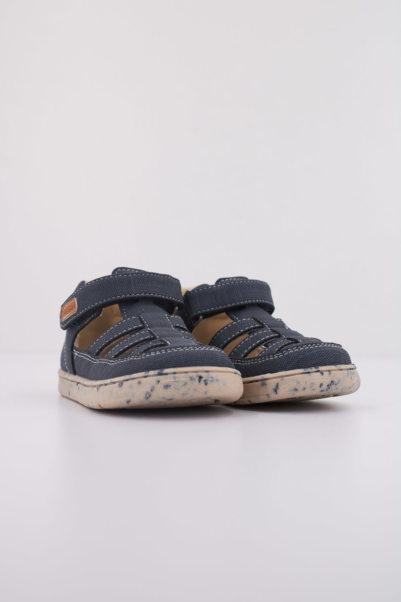 CHICCO GOSSIP en color   (2)