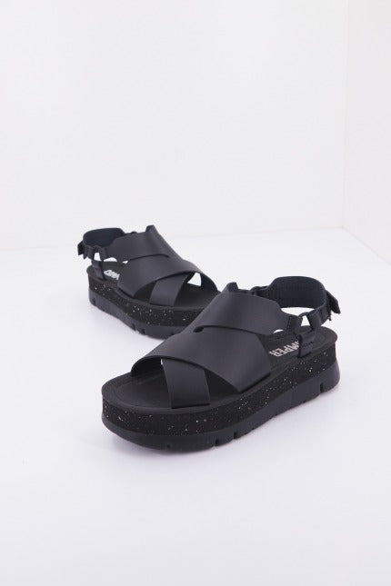 CAMPER ORUGA en color BLACK  (1)