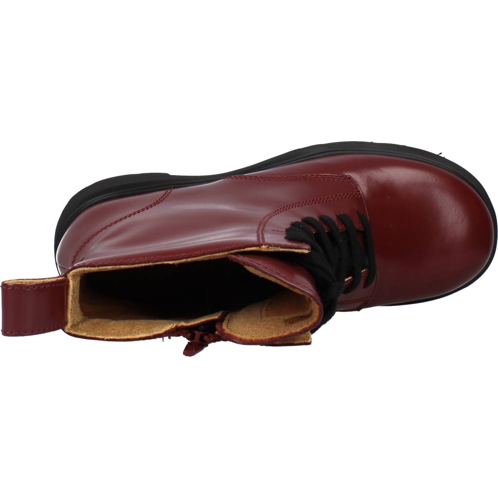 CAMPER MILAH en color GARNET  (7)