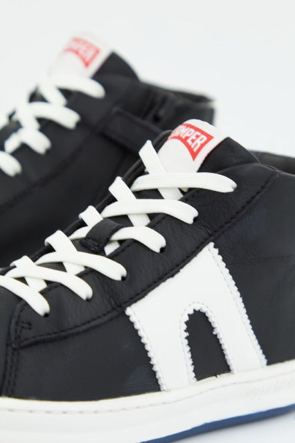 CAMPER RUNNER HOUSTON en color BLACK  (4)
